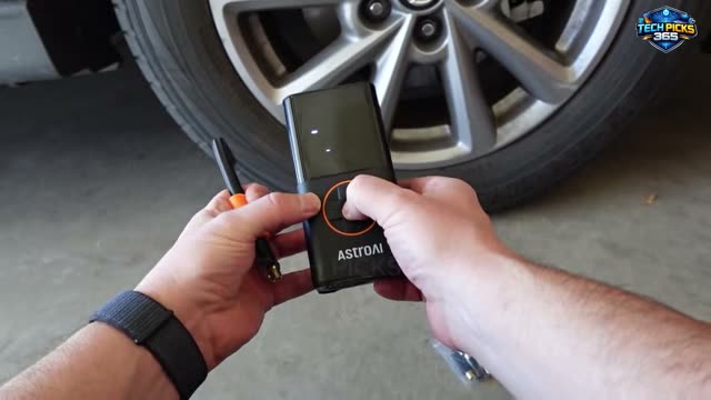 AstroAI L7 Tire Pump